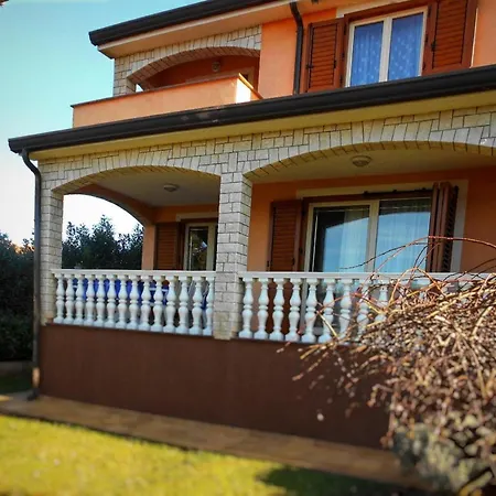 Apartament Juli No3 & No4 Mugeba Zewnętrze zdjęcie