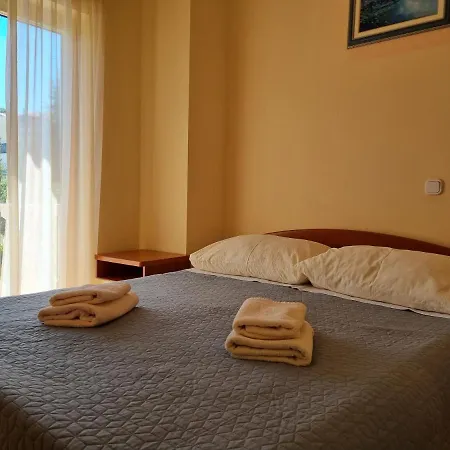 Apartament Juli No3 & No4 Mugeba Zewnętrze zdjęcie