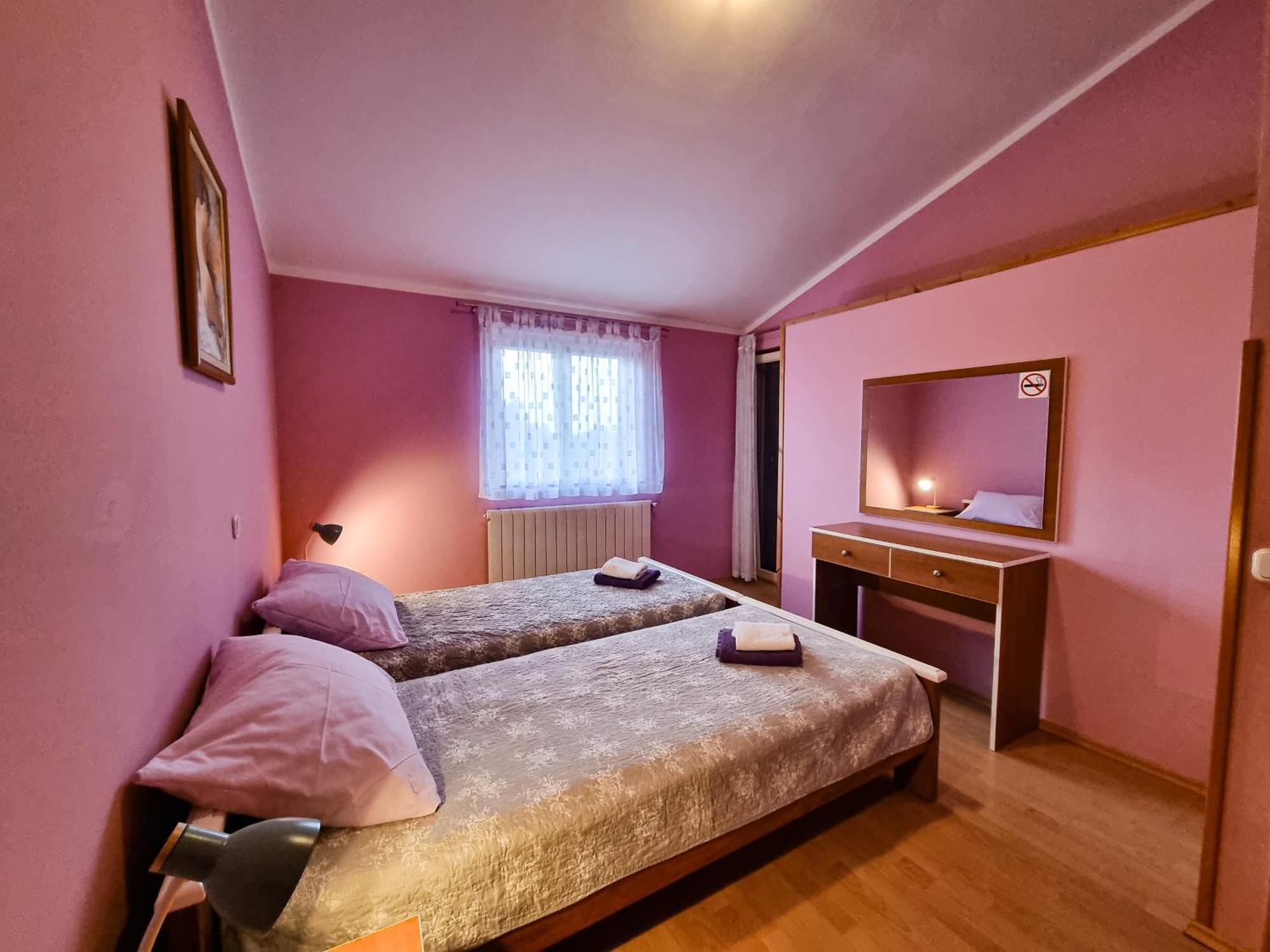 Apartament Juli No3 & No4 *